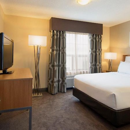 Holiday Inn Express Hotel & Suites Sherwood Park-Edmonton Area By Ihg מראה חיצוני תמונה
