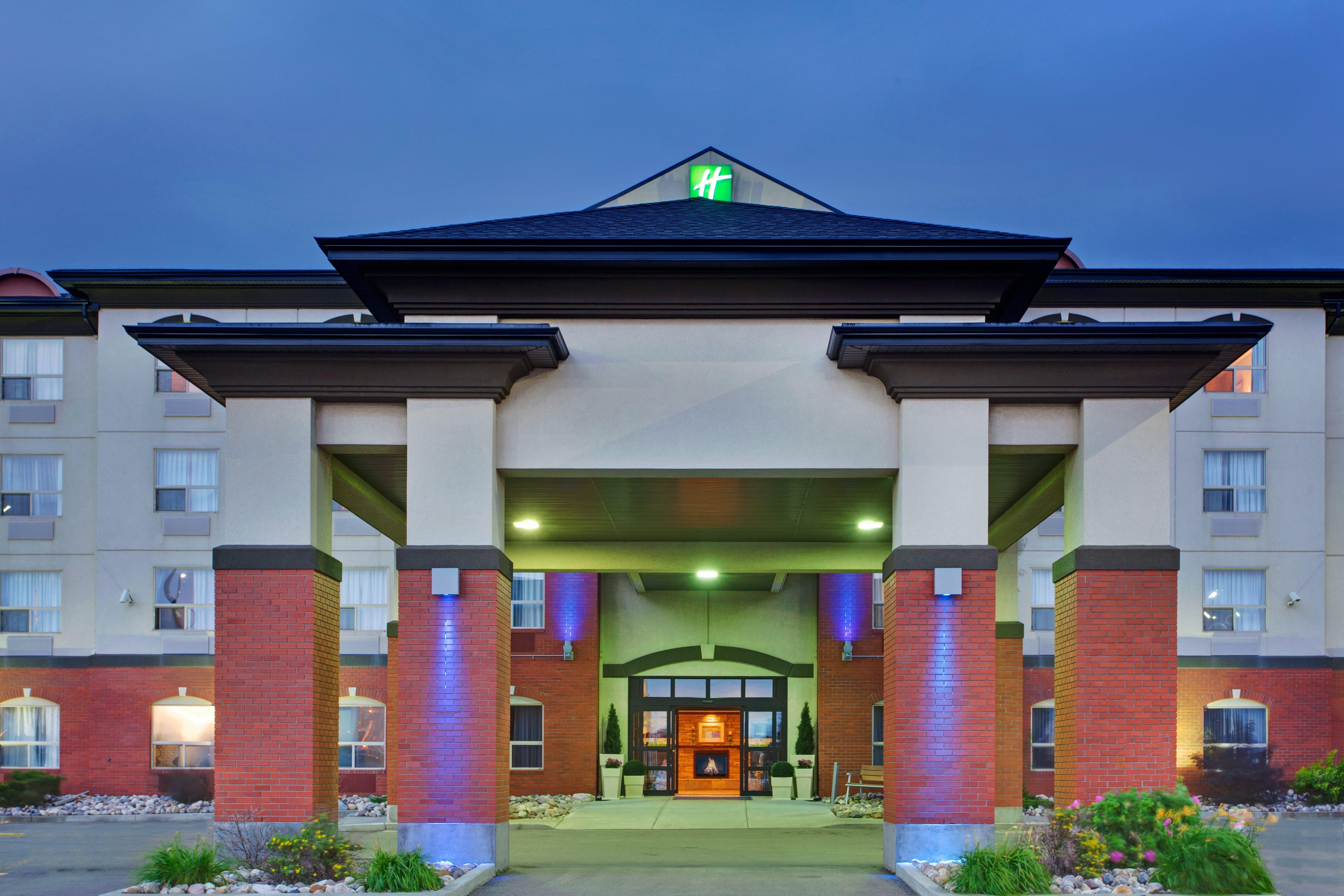 Holiday Inn Express Hotel & Suites Sherwood Park-Edmonton Area By Ihg מראה חיצוני תמונה