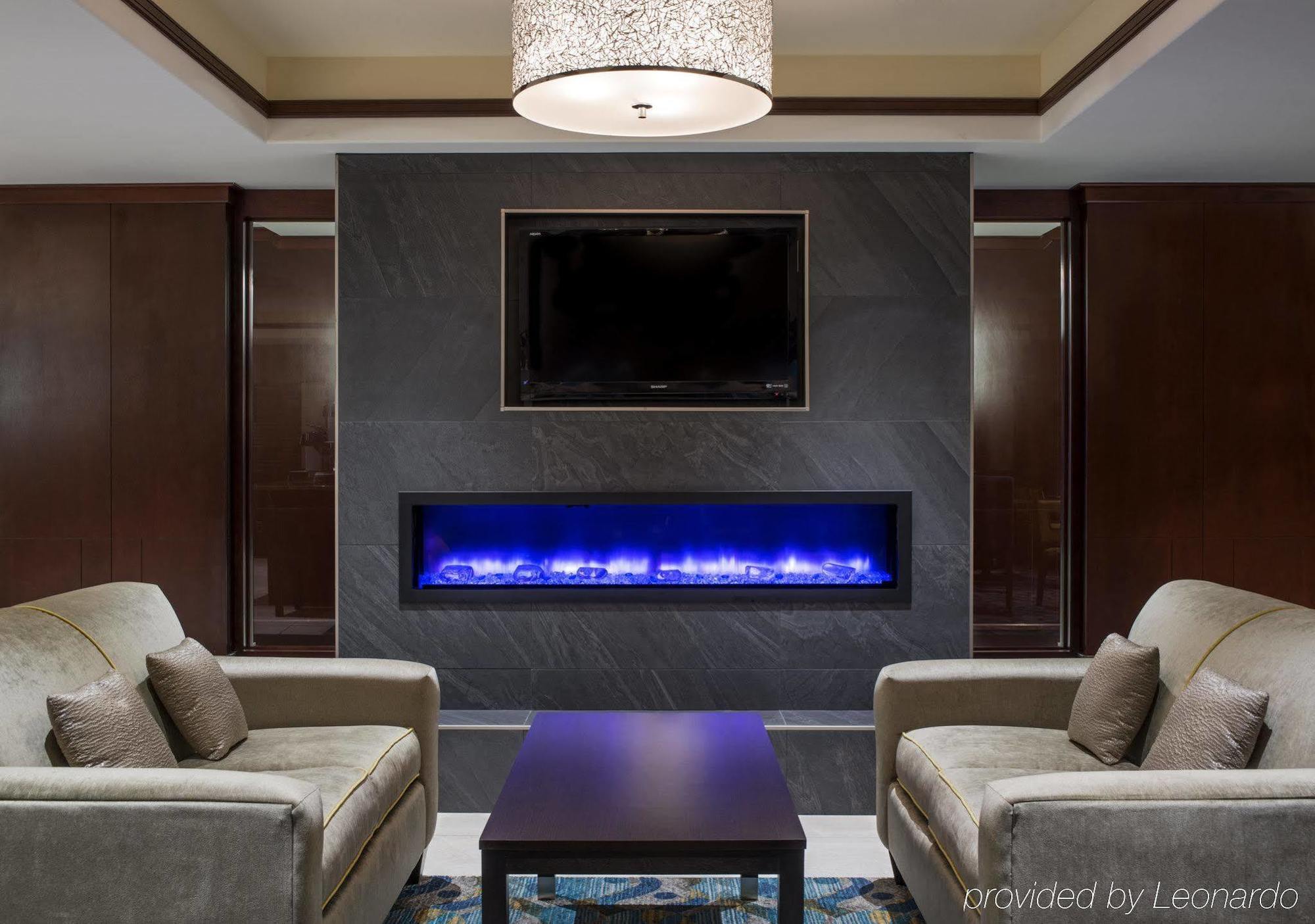 Holiday Inn Express Hotel & Suites Sherwood Park-Edmonton Area By Ihg מראה חיצוני תמונה