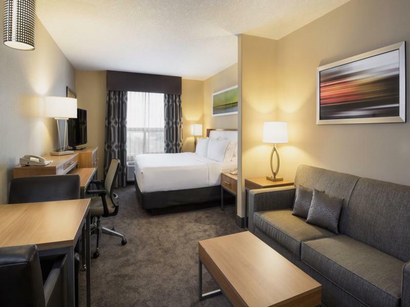 Holiday Inn Express Hotel & Suites Sherwood Park-Edmonton Area By Ihg מראה חיצוני תמונה