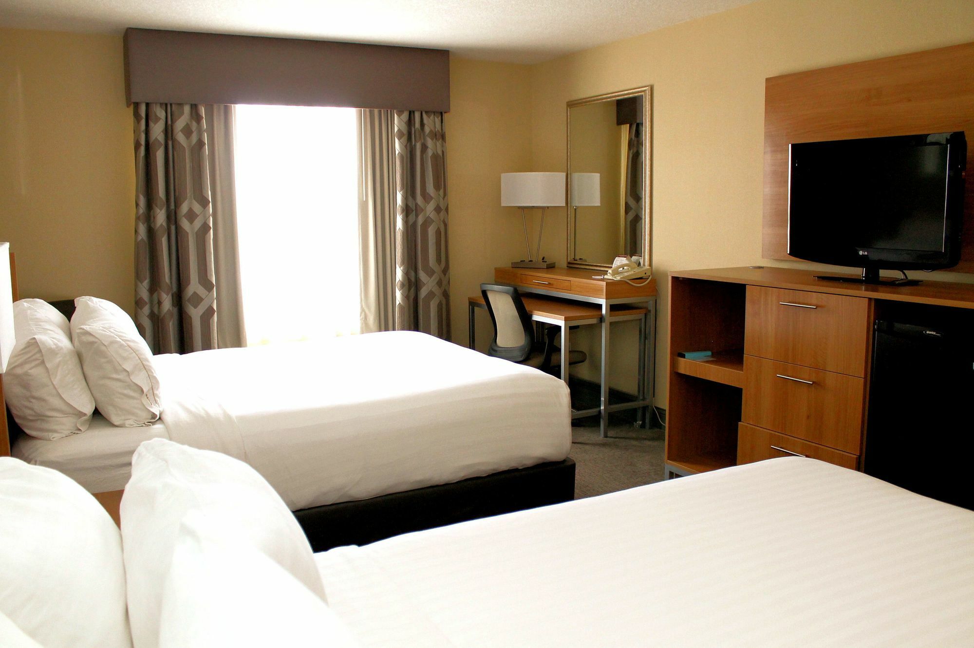 Holiday Inn Express Hotel & Suites Sherwood Park-Edmonton Area By Ihg מראה חיצוני תמונה