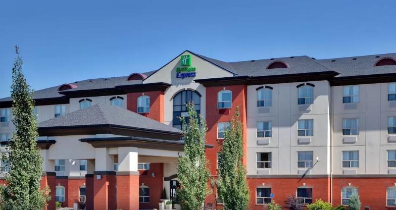 Holiday Inn Express Hotel & Suites Sherwood Park-Edmonton Area By Ihg מראה חיצוני תמונה