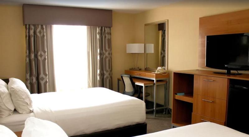Holiday Inn Express Hotel & Suites Sherwood Park-Edmonton Area By Ihg מראה חיצוני תמונה